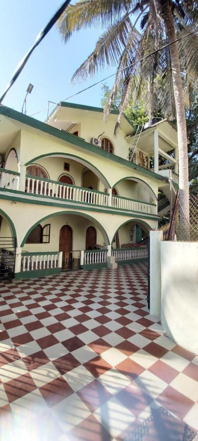 كالانغيُت Joaquina'S Guest House المظهر الخارجي الصورة